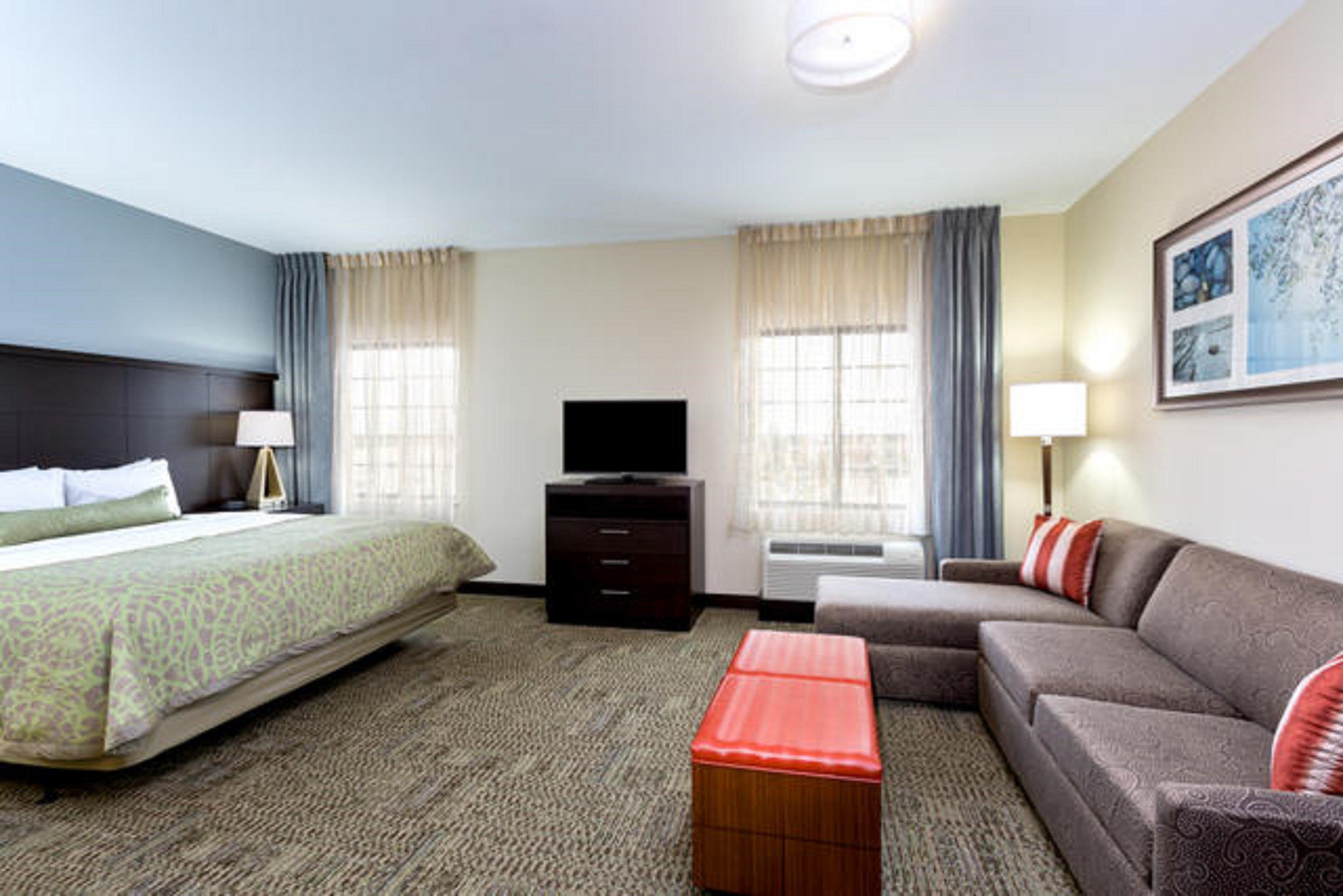 Staybridge By Ihg Hotel 3*