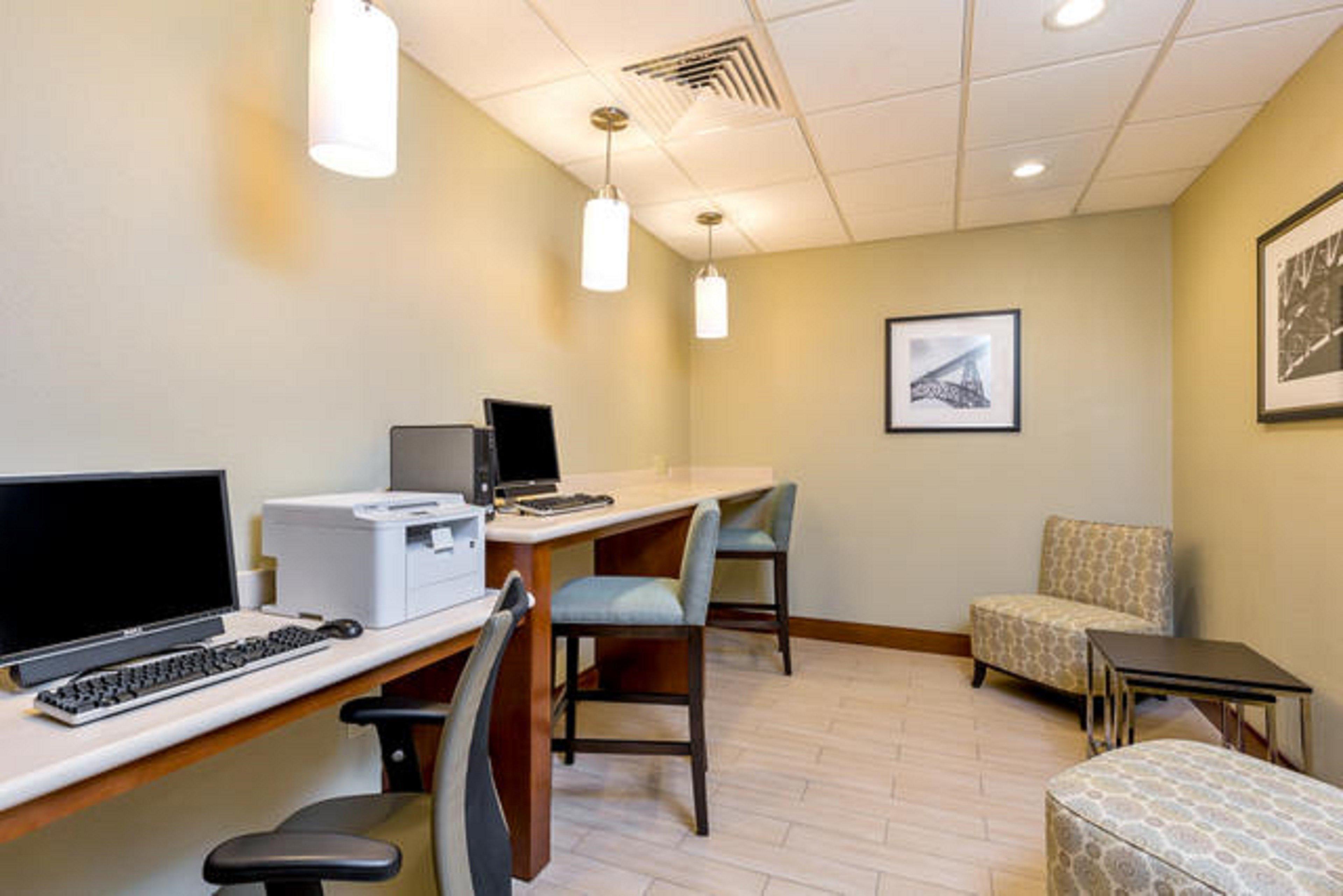 Staybridge By Ihg College Station