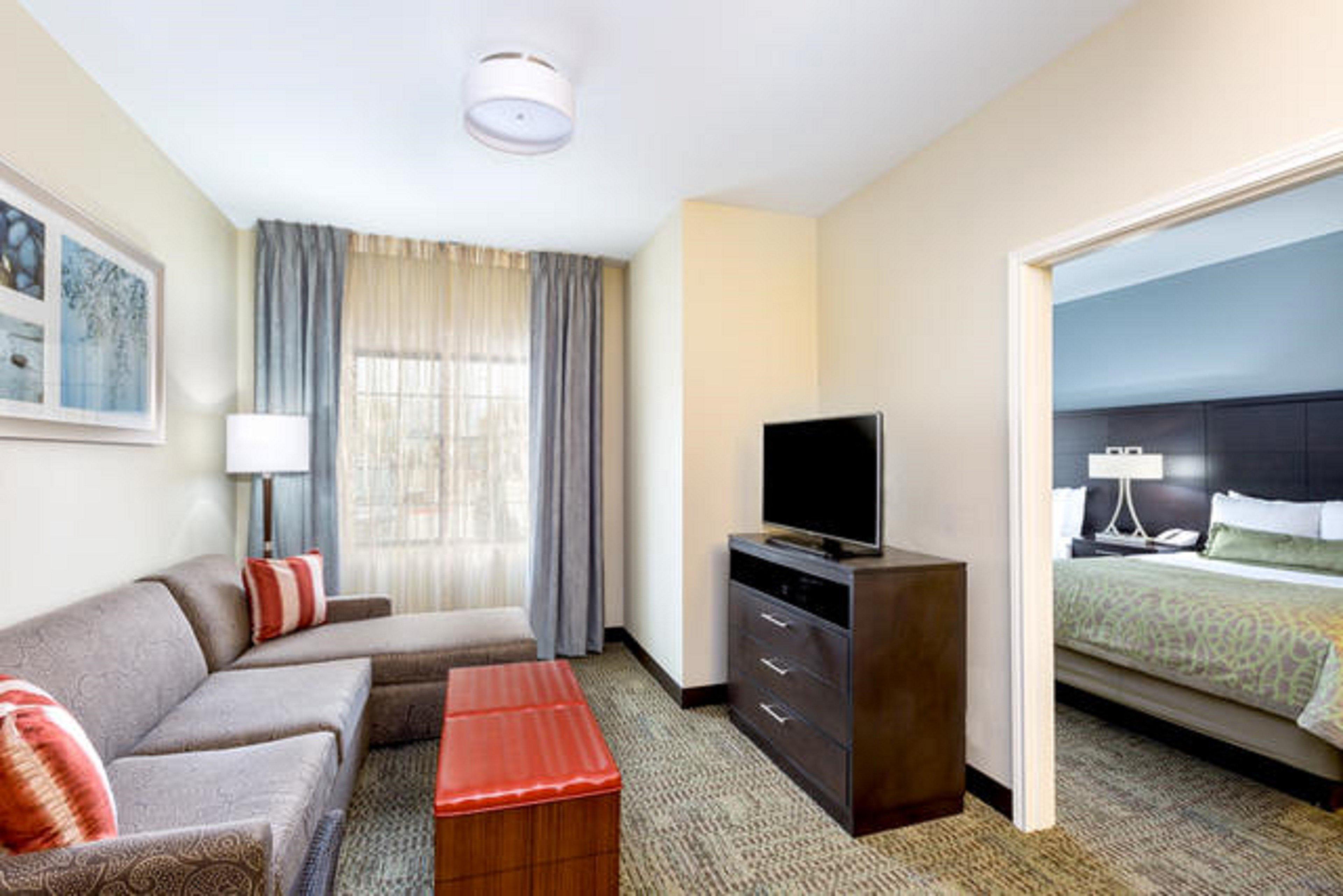 Staybridge By Ihg Hotel 3*