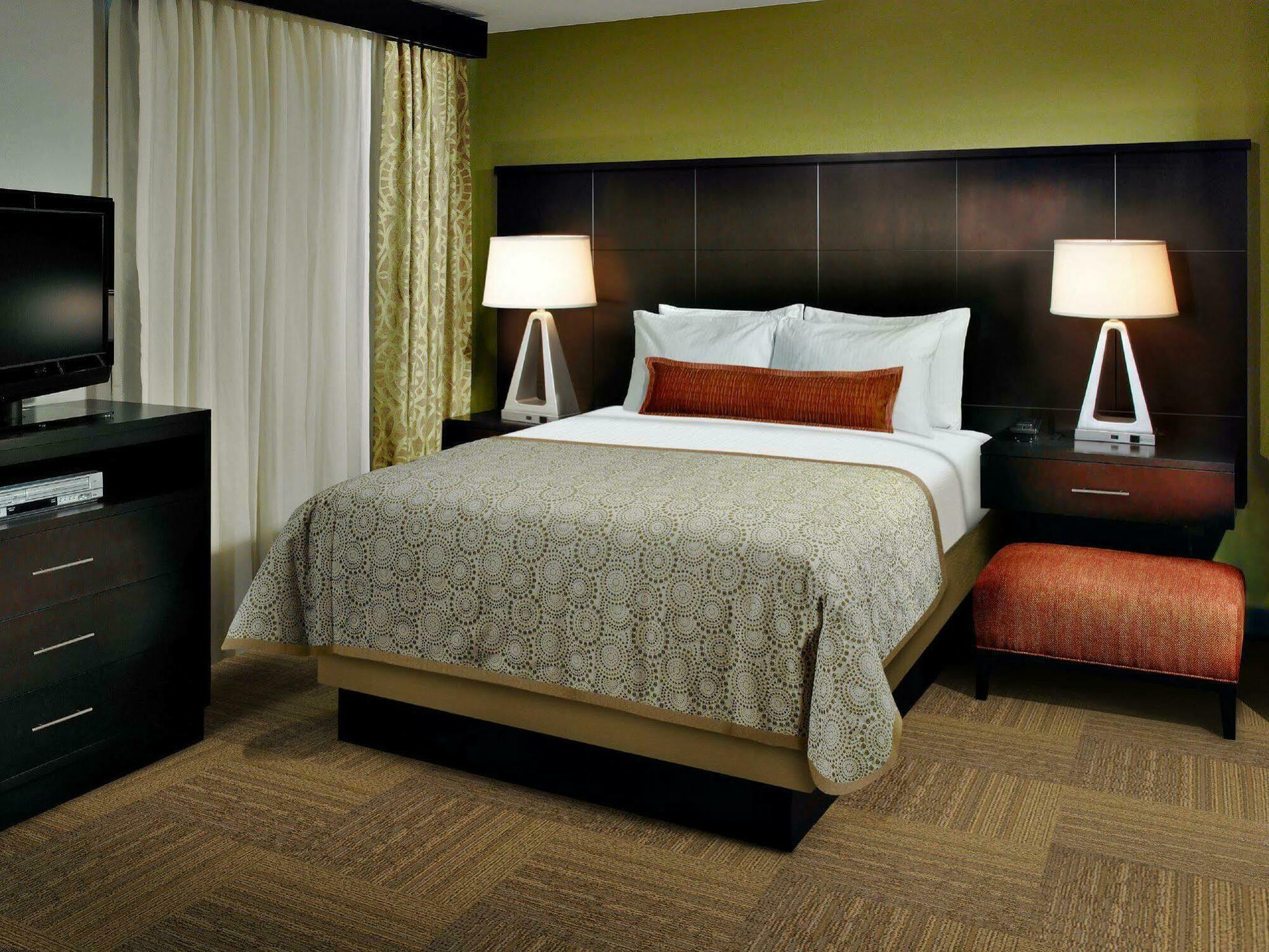 Staybridge By Ihg College Station